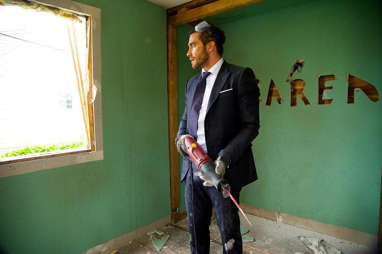 Uortodoks. Jake Gyllenhaal formår som altid at få noget interessant frem i selv de underligste roller. 