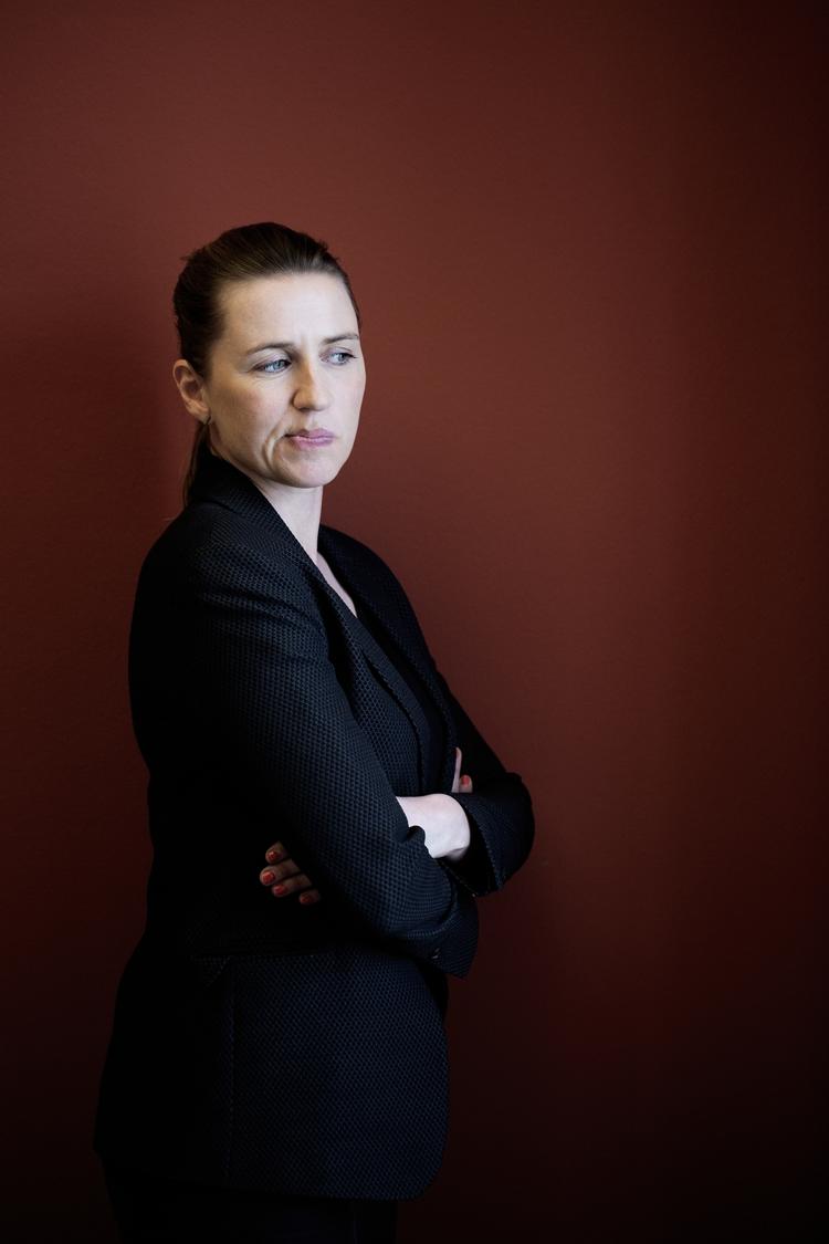 Opbakning. Mette Frederiksen og resten af Socialdemokratiet går tilbage i den nyeste Megafon-måling. 