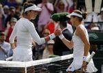 OVERRASKELSE. 6-3, 6-2 vandt Jana Cepelova (th.) over Garbine Muguruza. 