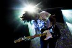 guitar. Barnetts ukrukkede omgang med slacker-agtig smadderguitar og hverdagsagtige tekster er ikke ulig et band som Pavement. 