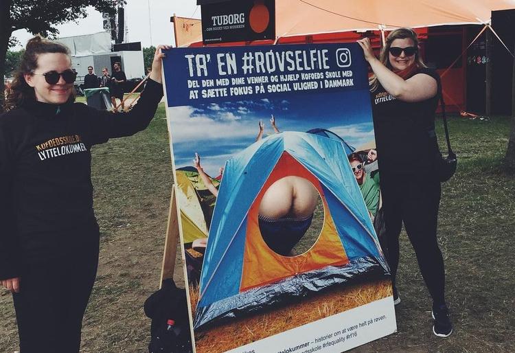 #Røvfie. Kussomaten har fået en værdig modstander. 