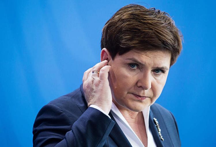 Partner? Traditionelt har Danmark og Polen været dybt uenige om klimapolitik og meget andet. Men Lars Løkke kan fremover komme til at danne parløb med den polske regeringsleder Beata Szydlo fra partiet Lov og Retfærdighed, der også leder et land uden for euroen. 