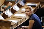 konflikt. Dansk Folkeparti vil ikke indgå kompromis med udlændinge- og integrationsminister Inger Støjberg (V) om sidste måneds indfødsretsprøve. 