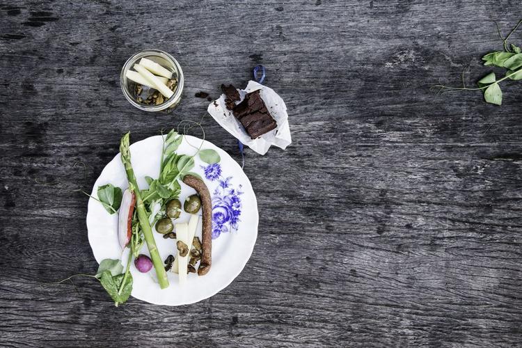 Stedsans. Torvehallerne blev et kortvarigt og halvdyrt bekendtskab for Stedsans. 