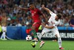 Skiftedag. Nani (tv.) har spillet en fremtrædende rolle for Portugal under EM. 