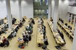 Selvstudium. På en række uddannelser er der kun ganske få timers undervisning om ugen. 