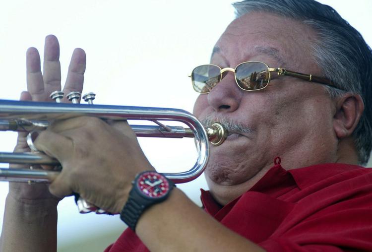 Skarp. Arturo Sandoval er født i slutningen af 1940'erne, men tirsdag på Islands Brygge manglede der ingen skarphed fra hans trompet. Her er han fotograferet ved en tidligere lejlighed på Newportfestivalen i USA. 