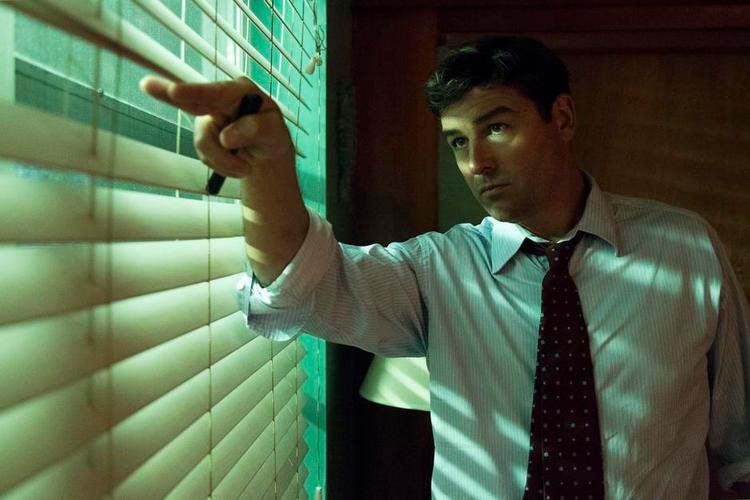 Feriefix. Kyle Chandler som John Rayburn i 'Bloodline'. 