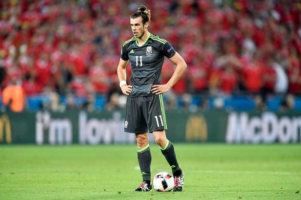 MIDTBANE: Gareth Bale (Wales) 