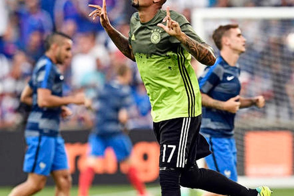 FORSVAR: Jerome Boateng (Tyskland) 