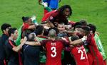 BEGEJSTRING. Portugal vandt 1-0 efter forlænget spilletid. Og det kunne man bivåne på begge de store danske public service-kanaler. 