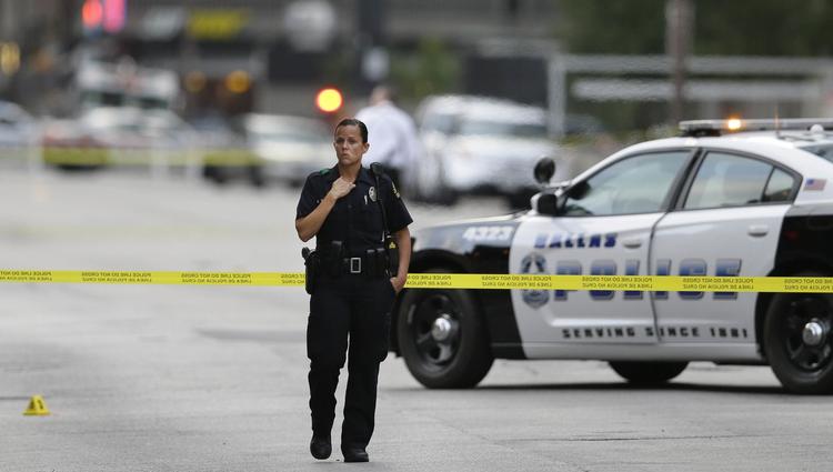 Mord. Alle danskere bør se på denne ulykkes efterspil og stille sig selv det kritiske spørgsmål: Hvad kan jeg lære af tragedien i Dallas? 