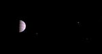 Rummet. De første billeder af jupiter optaget af rumsonden Juno. Den vil siden fotografere kæmpeplanetens poler og sende meget mere detaljerede billeder hjem til jorden. 