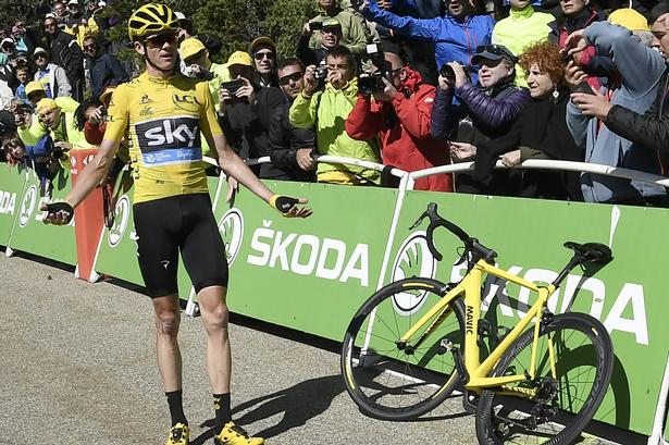 Scenariet er følge flere eksperter ikke set tidligere i Tour de Frances historie. 