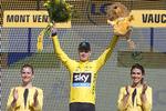 På et tidspunkt så det ud til, at Chris Froome mistede den gule førertrøje. Men Tour-juryen besluttede kort efter afslutningen, at Chris Froome fortsat kører i gult. 