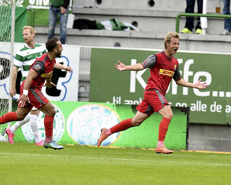 mål. Tobias Mikkelsen åbnede ballet i Superligaen, da han bragte FC Nordsjælland foran 1-0. 
