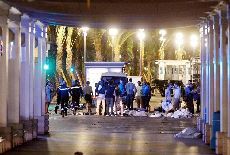 Hybrid. Gårsdagens angreb i Nice understreger at Europa står overfor en ny udfordring - gangsterjihadismen, der er en hybrid mellem kriminel adfærd og religiøs drivkraft. 