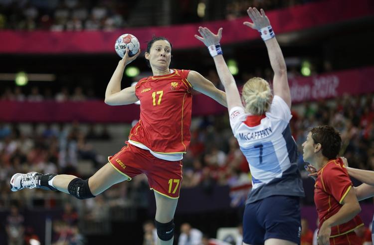 comeback. Bojana Popovic var senest i aktion på håndboldbanen ved OL for fire år siden. Nu er hun med igen. 