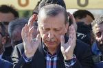 Dommerfyring. Præsident Erdogan lægger op til et opgør med næsten tre tusinde dommere i Tyrkiet. 