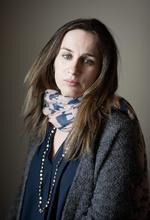 ambitioner. Adelle Waldman har tydeligvis ambitioner om at skrive 'rigtig' litteratur, og referencer til forfattere og filosoffer er drysset ud over siderne, men hun har hverken sproget eller dybden til at få fortællingen til at løfte sig. 