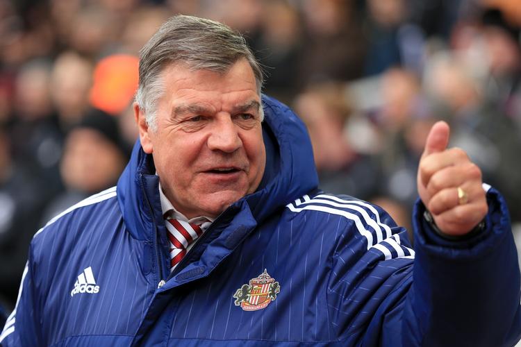 ANSAT. Sam Allardyce er klar til sin karrieres hårdeste udfordring som landstræner for England med de vilde ambitioner og de skuffende resultater. 
