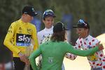 vinderne. Chris Froome (tv) var den bedste i årets styrkeprøve i Tour de France, mens Peter Sagan (i grønt, midt) var den store oplevelse i den franske rundtur. 