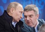 kammerater. Præsident Putin og OL-boss Thomas Bach har ofte stukket hovederne sammen. Tætte bånd til russerne var med til at bringe Bach til magten i IOC. 