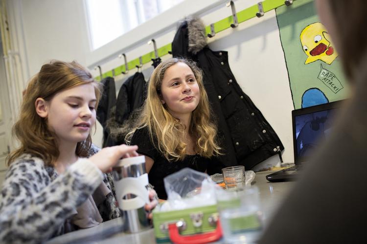 Morgenmad. Jacob Mark (SF) er klar til at bruge 250 millioner kroner årligt på at mætte folkeskoleelvernes sultne maver. Problemet med sultne elever er kendt, lyder det fra Danmarks Lærerforening. 