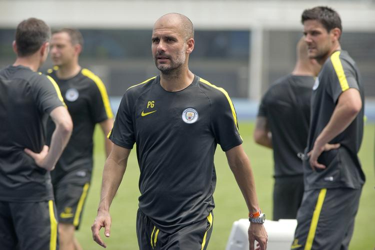 diæt. Pep Guardiola har altid interesseret sig for detaljen i de klubber, han træner. Som ny træner i Manchester City har han sat fokus på, hvad spillerne spiser. 