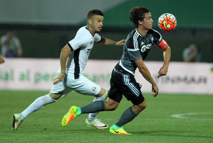 fight. FC København var i problemer i begyndelsen af opgøret mod Astra Giurgiu, men reddede uafgjort efter at have rejst sig i anden halvleg. 