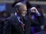 Kåring.»Hillary og jeg er companeros del arma (våbenbrødre, red.)« sagde vicepræsidentkandidat Tim Kaine på demokraternes konvent. 