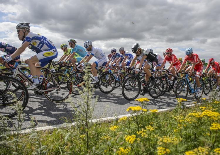 sprinteropgør. 2. etape af Danmark Rundt fra Rømø til Sønderborg endte i en massespurt. 