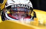udskiftning? På rygtebasis er pengestærke Sergio Perez og det unge franske håb Esteban Ocon bragt i spil til en plads på Renault-holdet, hvor Kevin Magnussen (billedet) og Jolyon Palmer ikke har haft imponerende resultater med den eksisterende motor og chassis. 