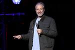 Satire. Jon Stewart er kendt for at lave satiriske nyheder med udgangspunkt i amerikansk politik. Til efteråret kommer han med en ny animationsserie på HBO. (Arkiv) 