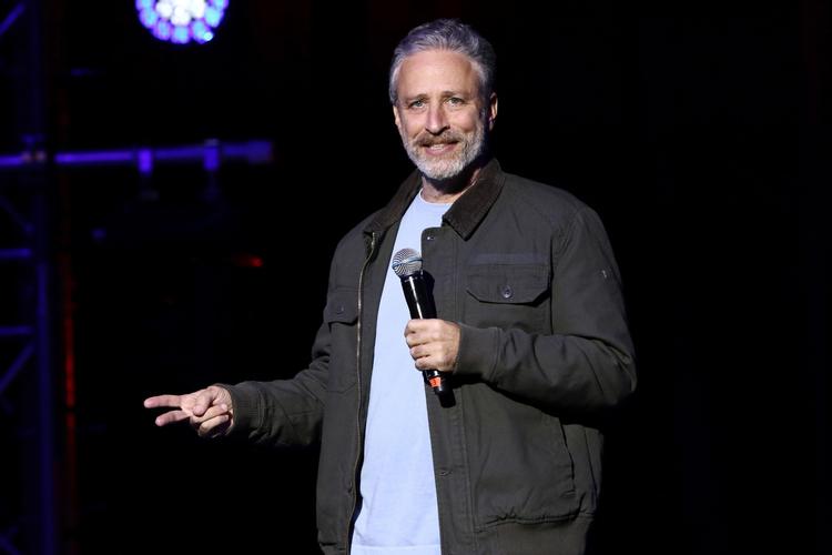 Satire. Jon Stewart er kendt for at lave satiriske nyheder med udgangspunkt i amerikansk politik. Til efteråret kommer han med en ny animationsserie på HBO. (Arkiv) 