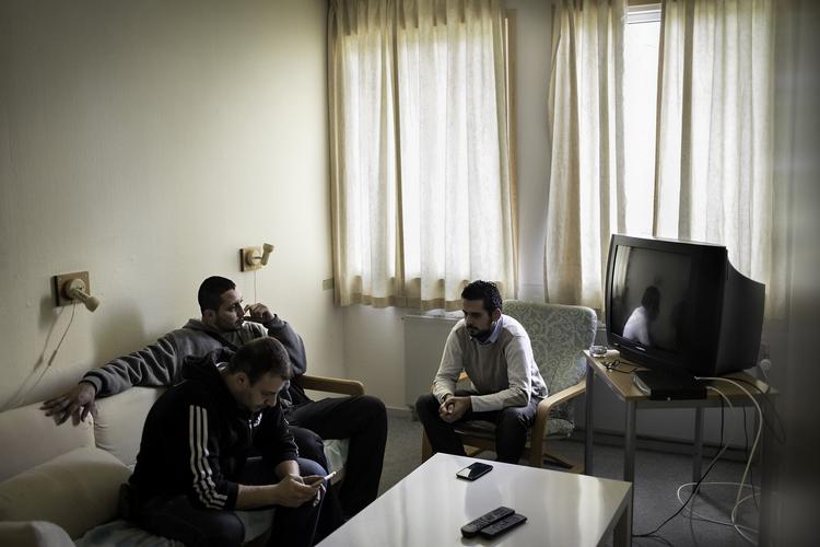 Ventetid. Ny undersøgelse påviser de negative samfundskonsekvenser ved asylansøgeres ventetid. Her ses asylansøgere på asylcenter Humble på Langeland. 