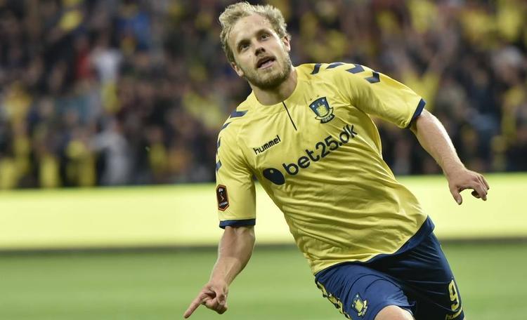 Hattrickhelt. Teemu Pukki var aftenens helt i Brøndby. 