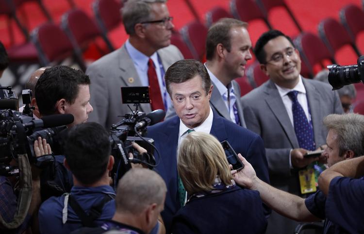 ORKESTRATOR. Ved det republikanske konvent i Cleveland forsøgte Paul Manafort at sælge Donald Trump til de amerikanske vælgere - som han har gjort det så mange gange før. 