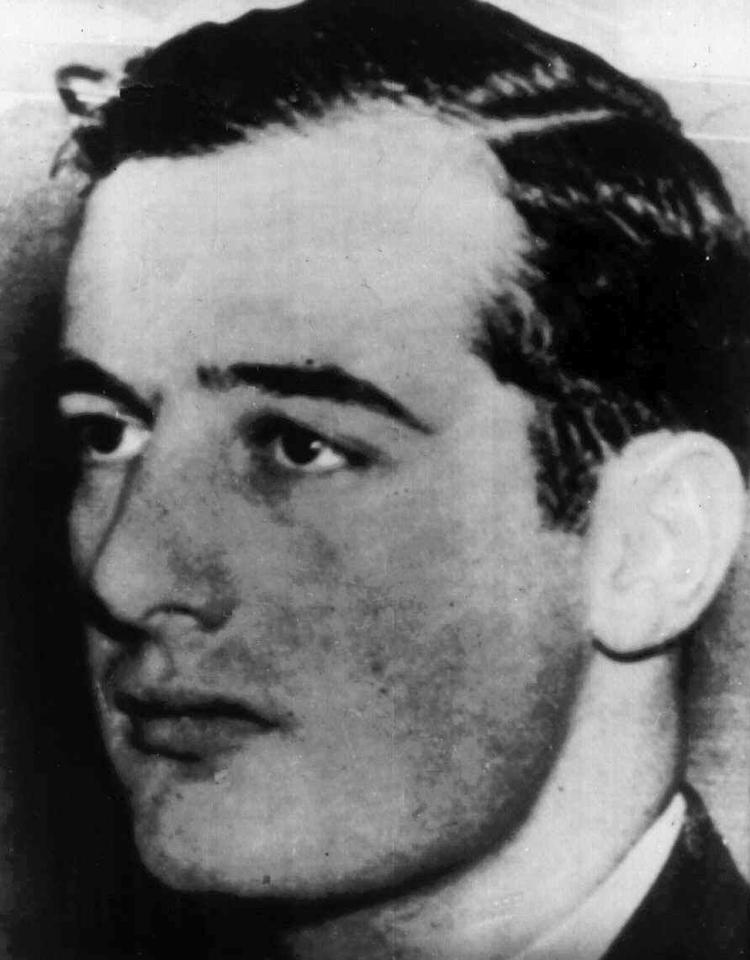 Helt. Raoul Gustav Wallenberg er verdenskendt og hædret af sin eftertid for sin kamp for at redde jøder under Anden Verdenskrig. Svenskerens egen skæbne er endnu uvis. 