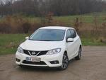 NISSAN Pulsar. Man ser den overhovedet ikke i trafikken, og det kan undre. Det er en oplagt familiebil til ca. 200.000 kroner. Den har kolossal benplads på bagsædet, masser af udstyr, også avanceret sikkerhedsudstyr. (Foto: Allan Graubæk) 