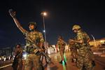 kupforsøg. Tyrkiske soldater på den centrale Taksim Plads i Istanbul 16. juli, hvor præsident Erdogan overlevede et kupforsøg. 