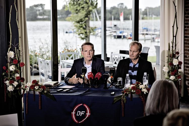sommer. Kristian Thulesen Dahl og Peter Skaarup ved Dansk Folkepartis sommergruppemøde i Svendborg. 