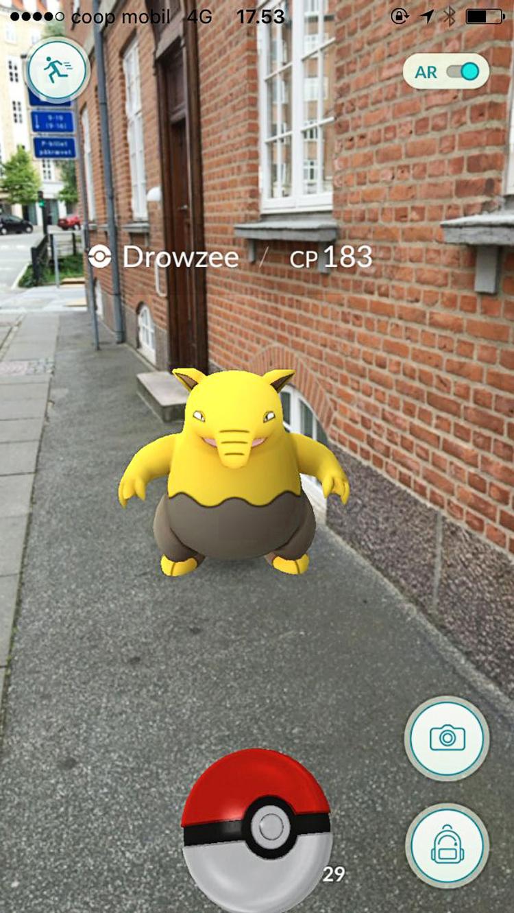 Flashback. Pokémonen Drowzee minder til forveksling om den mand, der på Vejle Station truede klummeskribenten på livet og smed bukserne. 