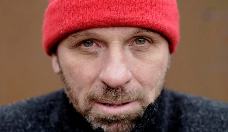 Retssag. Peter Doig gennemgår en retssag om et maleri, han siger, han ikke har malet. 