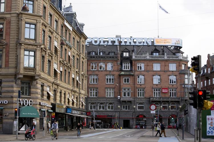 Dagbladene er presset på økonomien. Det får JP/Politikens Hus til at skære ned på antallet af medarbejdere. 