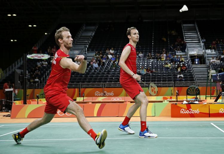 Drama. Kampen blev langt mere spændende end ventet for Carsten Mogensen Mathias Boe. 