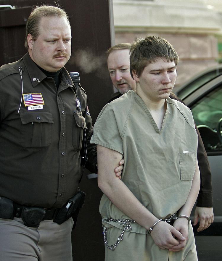 Frikendt. Nu 26-årige Brendan Dassey har siddet i fængsel i 9 år. Nu har en domstol frikendt ham. Om 90 dage kan han være fri igen. 