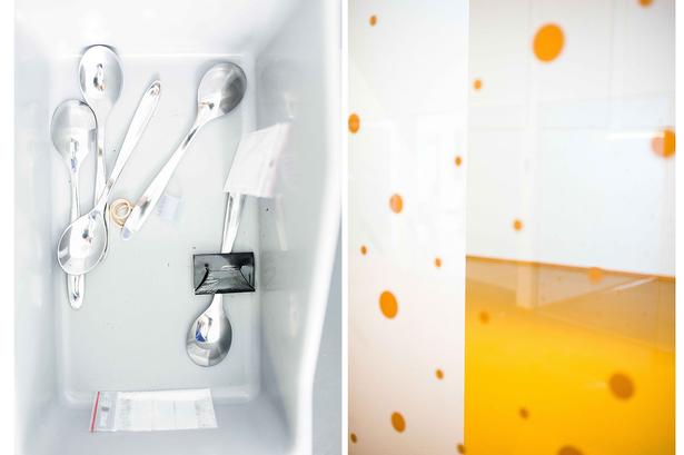 I H17's lokaler kan brugerne få sterile redskaber og vejledning til, hvordan de kan tage stofferne på den mindst skadelige måde. 