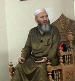 lederskikkelse. Iman Alala Uddin Akongi har været en religiøs lederskikkelse i Queens-området, siden han kom til bydelen fra Bangladesh for to år siden. 