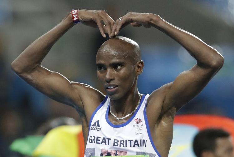 Mobot. Mo Farah lavede sin signatur-sejrspositur efter guldet på 10.000 meter. 